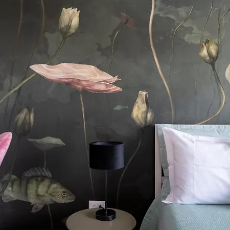 Botanica Pio X - With Private Bathroom, New Kitchen & Tram To Gasthof