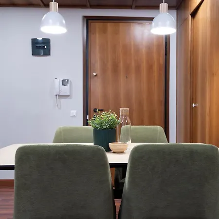 Guest house Botanica Pio X - With Private Bathroom, New Kitchen & Tram To 3*