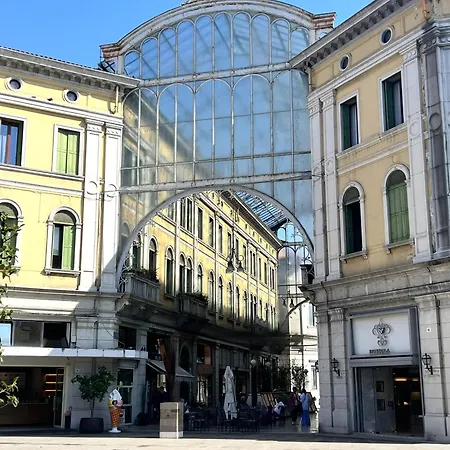 Botanica Pio X - Cozy With Private Bathroom 10 Min To 3* Venedig